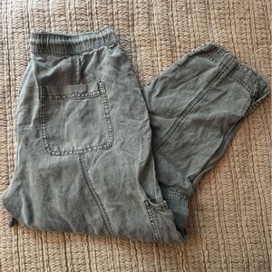 Green-gray cargo pants